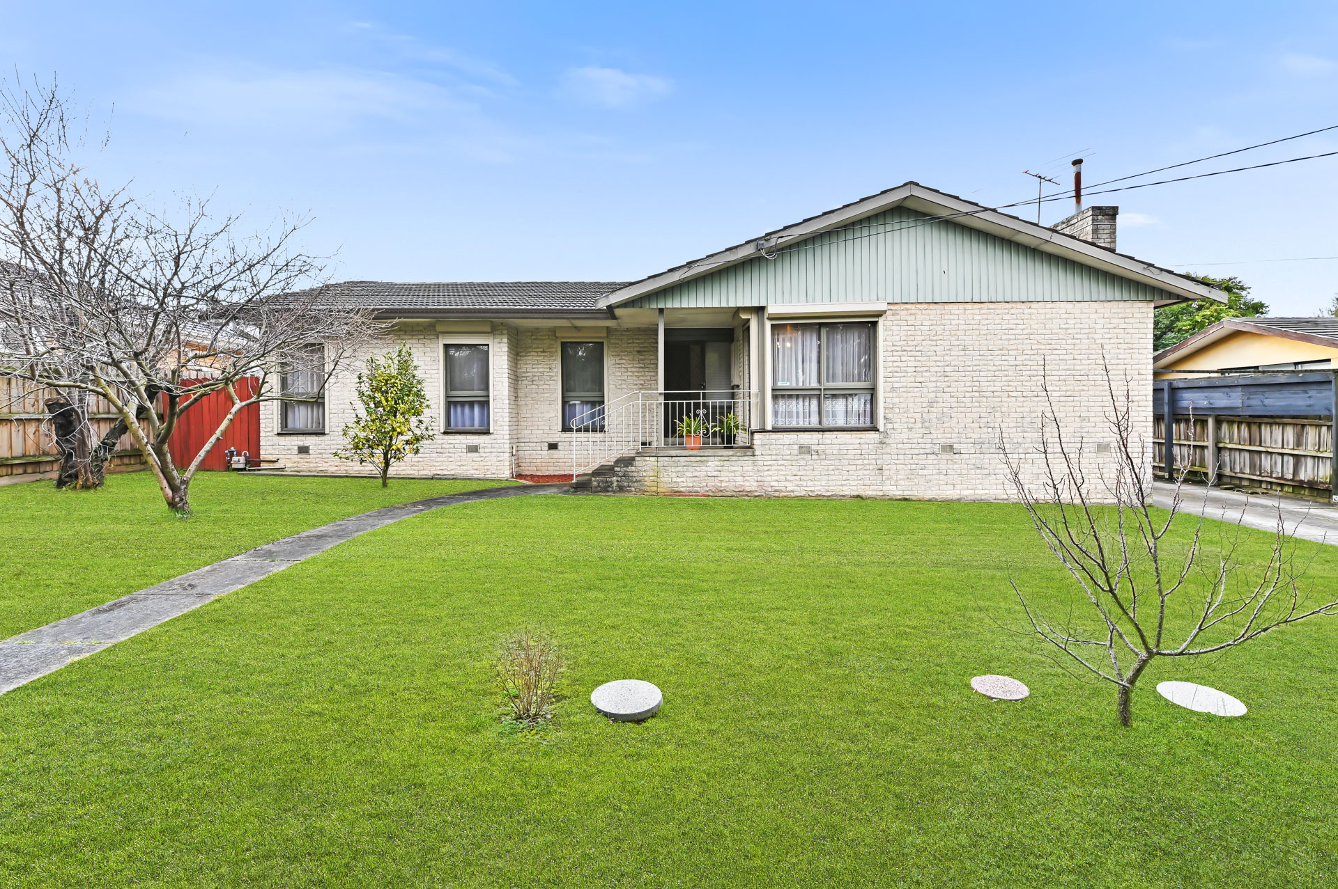 681 FERNTREE GULLY RD, GLEN WAVERLEY VIC 3150, 0 غرف, 0 حمامات, House