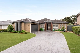 5 Lowry Close, Harrington Park