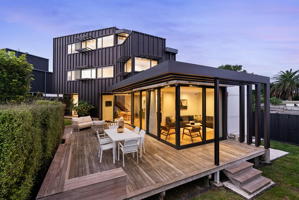 Saint Heliers 4침실 Proven architecture and immaculate presentation