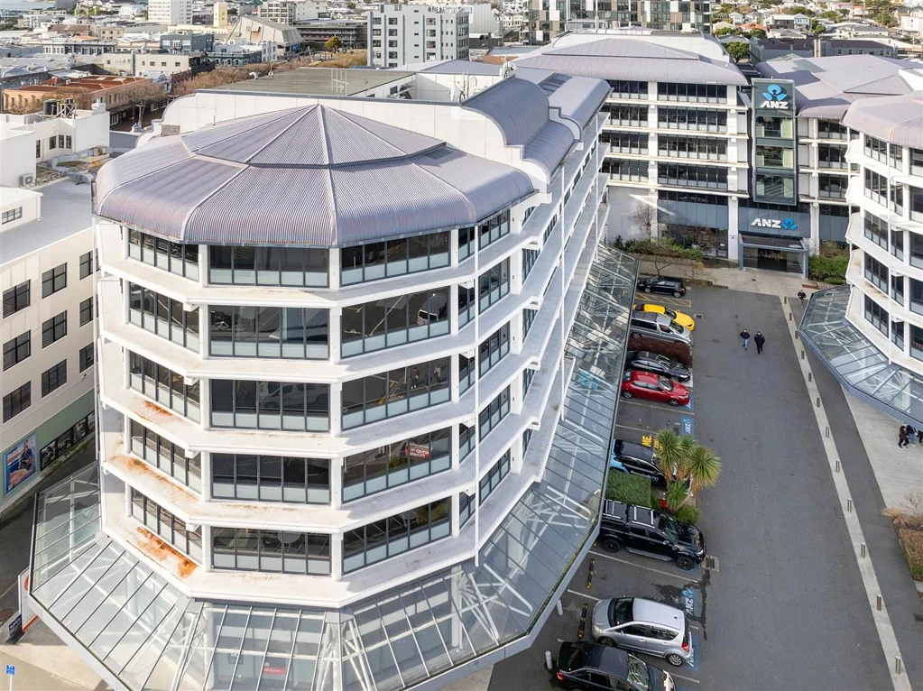 Te Aro Large Office Floor in Te Aro