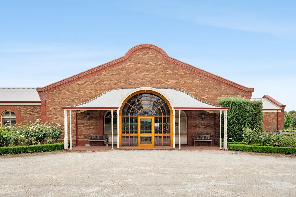 Coonawarra 3ห้องนอน Versatile Opportunity in the Heart of Coonawarra