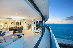 3904/1 Oracle Boulevard, Broadbeach