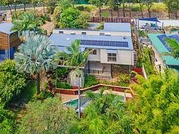 9 Allardyce Crescent, Pacific Pines