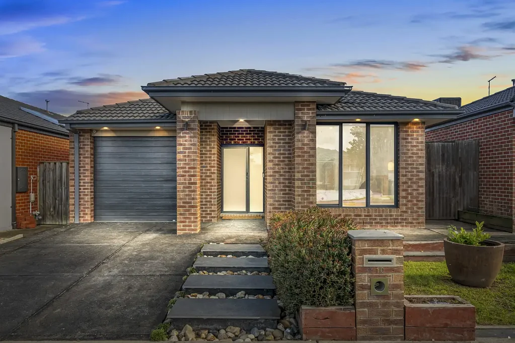 Mernda 4غرفة نوم Stylish Family Living In A Convenient Mernda Location