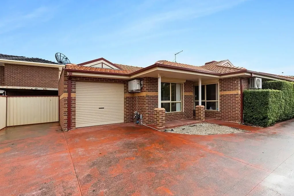 2/38 Norman Street, St Albans, VIC 3021
