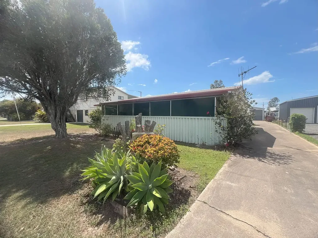 8 Homann Street, Buxton, QLD 4660