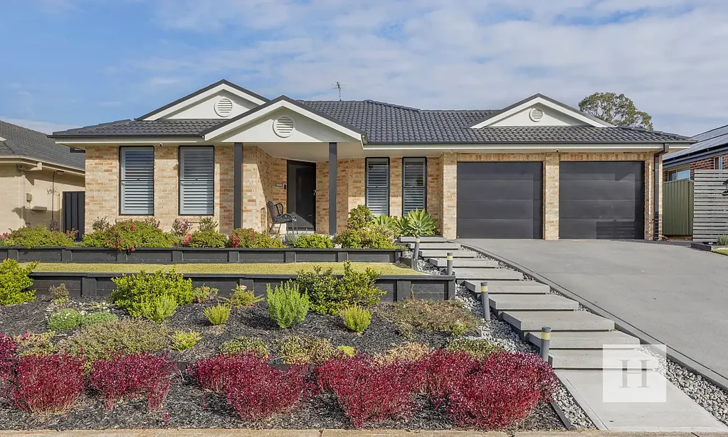 13 Samantha Close, Kanwal, NSW 2259
