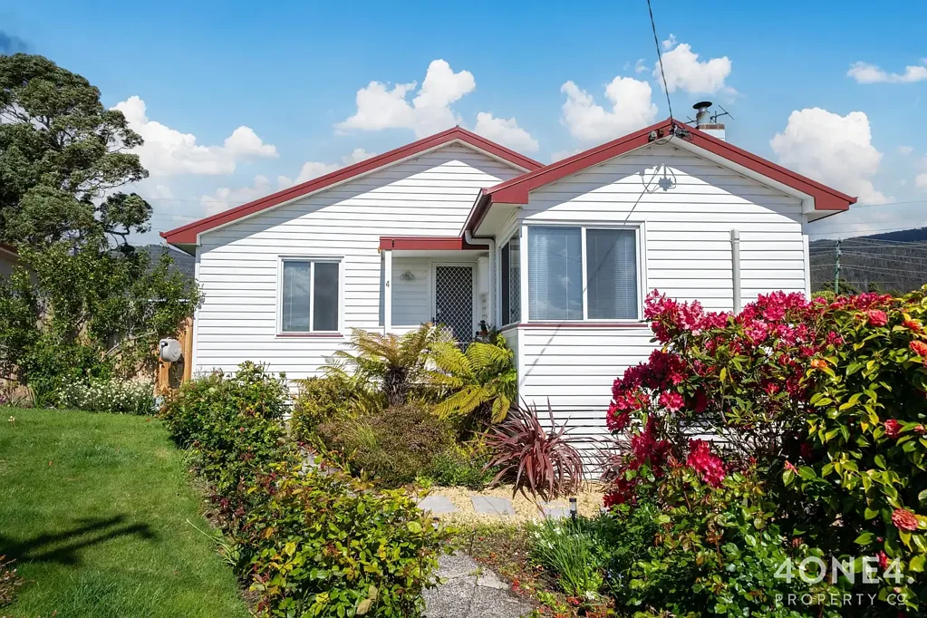 4 Maroubra Circle, Chigwell, TAS 7011