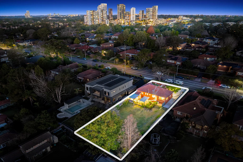 Epping 3Zimmer Level, rectangular 1,005sqm block with tidy double-brick home, well-located, premium schools