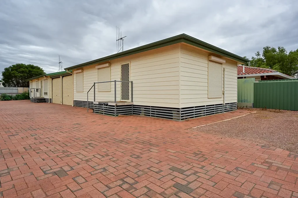 Port Augusta 4ห้องนอน A smart investment opportunity with dual income