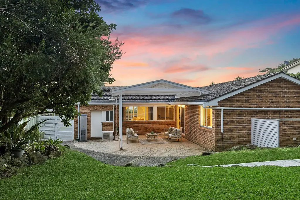 Kincumber 4غرفة نوم Coastal living in a prime waterside location