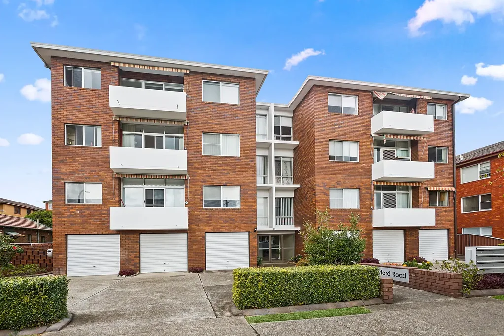Brighton-Le-Sands 2침실 UNDER OFFER - Well Presented in a Great Location!!