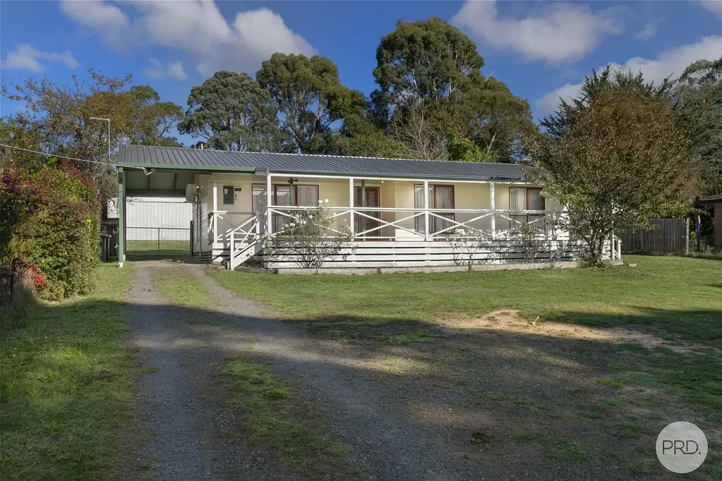 Gordon 3 Bedroom Charming Country Living on a Huge Block
