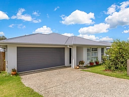 46 Ngungun Crescent, Glass House Mountains
