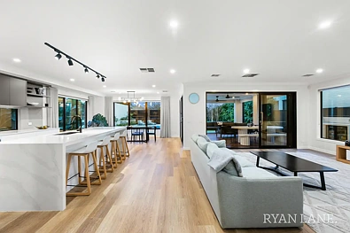 44 Romawi Street, Altona, VIC 3018, 5 slaapkamers, 3 badkamers, House
