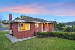20 Binalong Road, Mornington