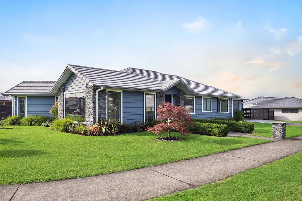 53 Pohutukawa Parade, Riverhead, Rodney, Auckland