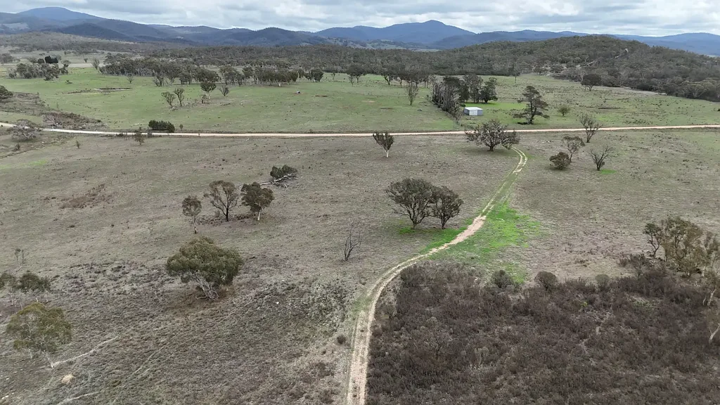 Braidwood OFF GRID ,JUST 11 K'S FROM TOWN
