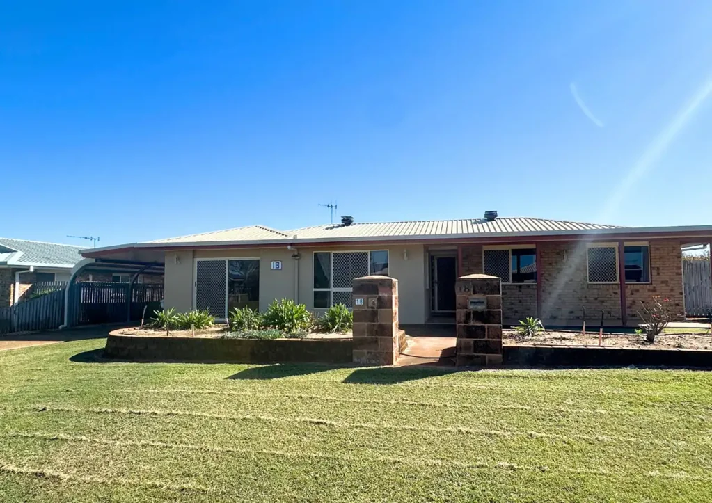 LARGE FOUR BEDROOM HOME WITH STORAGE IN AVOCA
