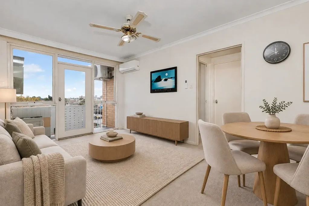 Elevated Living in a Coveted St Kilda East Setting