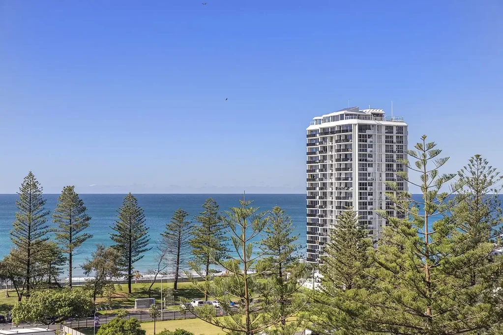 Main Beach 2房  One of Two — Uninterrupted Ocean Views at Liberty Pacific