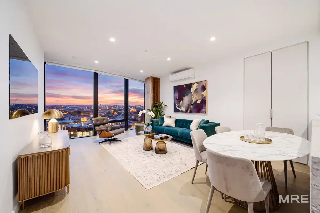 Melbourne 2 Bedroom Contemporary luxury with resort-style living