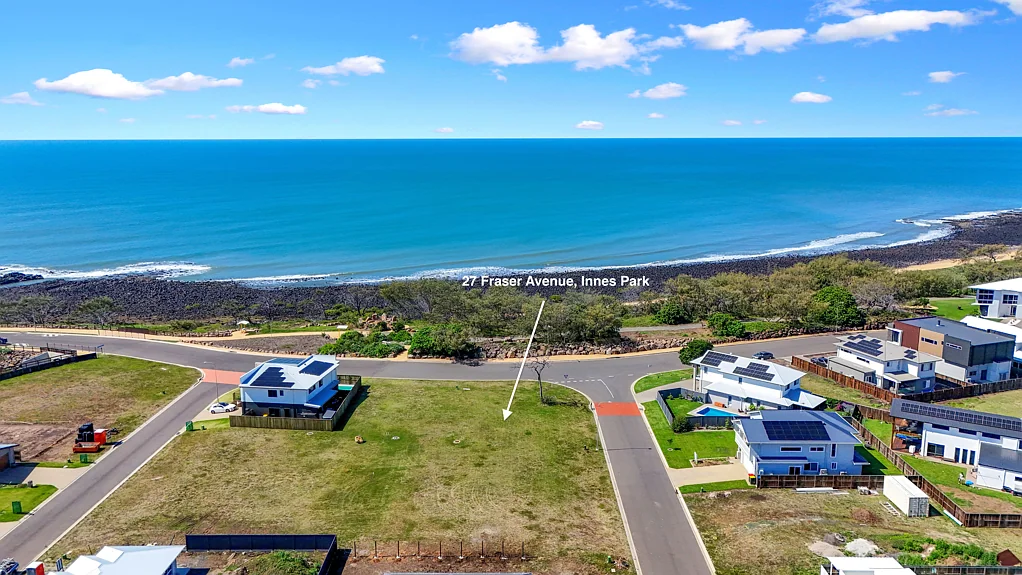 Innes Park Waterfront living within reach!