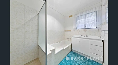 2 Harmon Avenue, St Albans, VIC 3021, 3房, 1浴, House