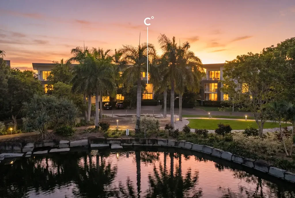 Hope Island 3Habitaciones OWNERS PURCHASED ELSEWHERE - EXPANSIVE APARTMENT WITH WATER VIEWS