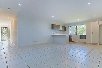Silid Pahingahan - Address Withheld, Logan Reserve, QLD 4133