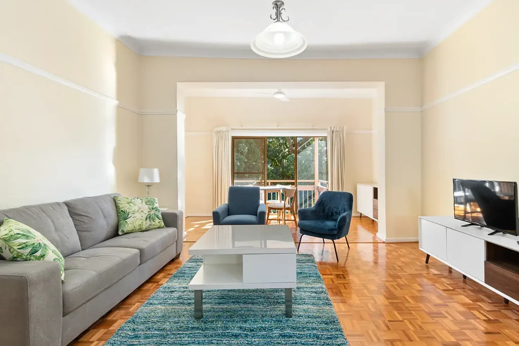 Top Floor Harbourside Apartment