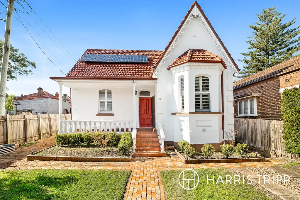 Double Fronted Victorian Classic In A Central Locale