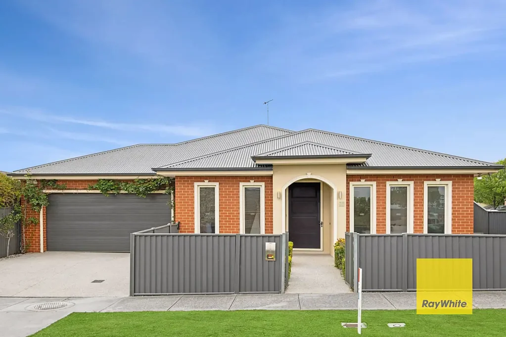 Waurn Ponds 5침실 Exceptional Family Living in a Prime Waurn Ponds Location