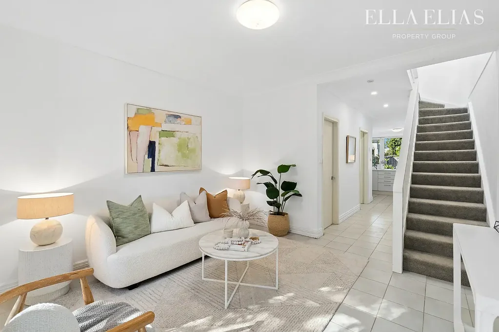 Chatswood 2ห้องนอน Torrens Title, Double Brick Terrace with Endless Potential & Walk to Station