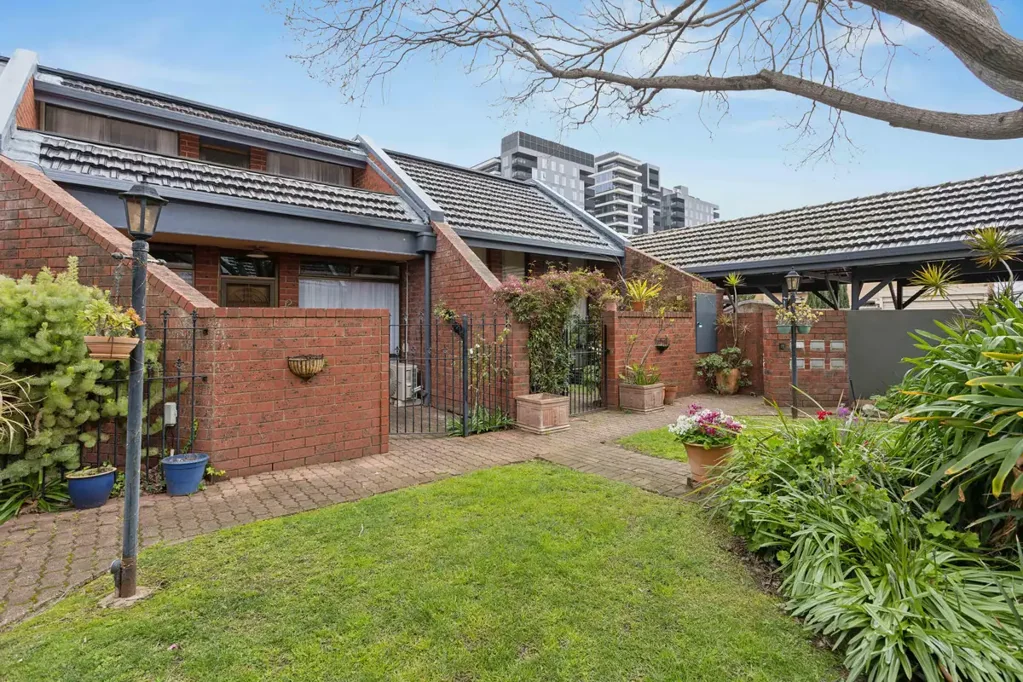 2/9-17 Boulton Mews, North Adelaide, SA 5006