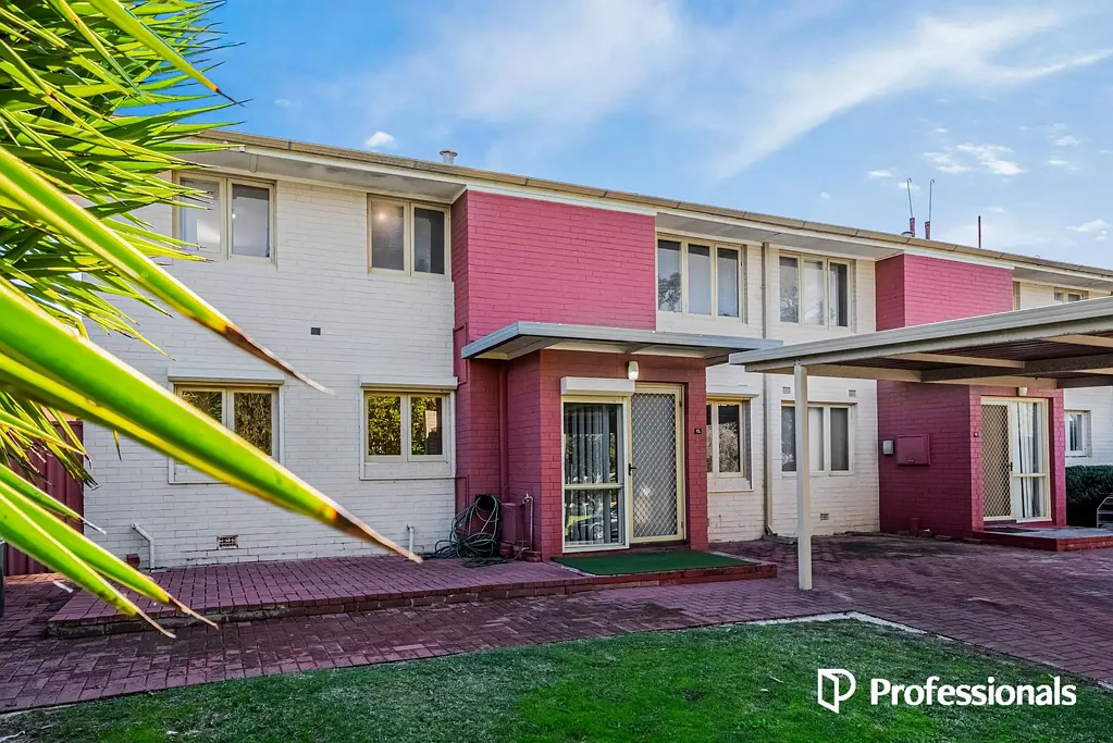 Balga 3房  EASY PARKSIDE LIVING WITH LOW-MAINTENANCE APPEAL