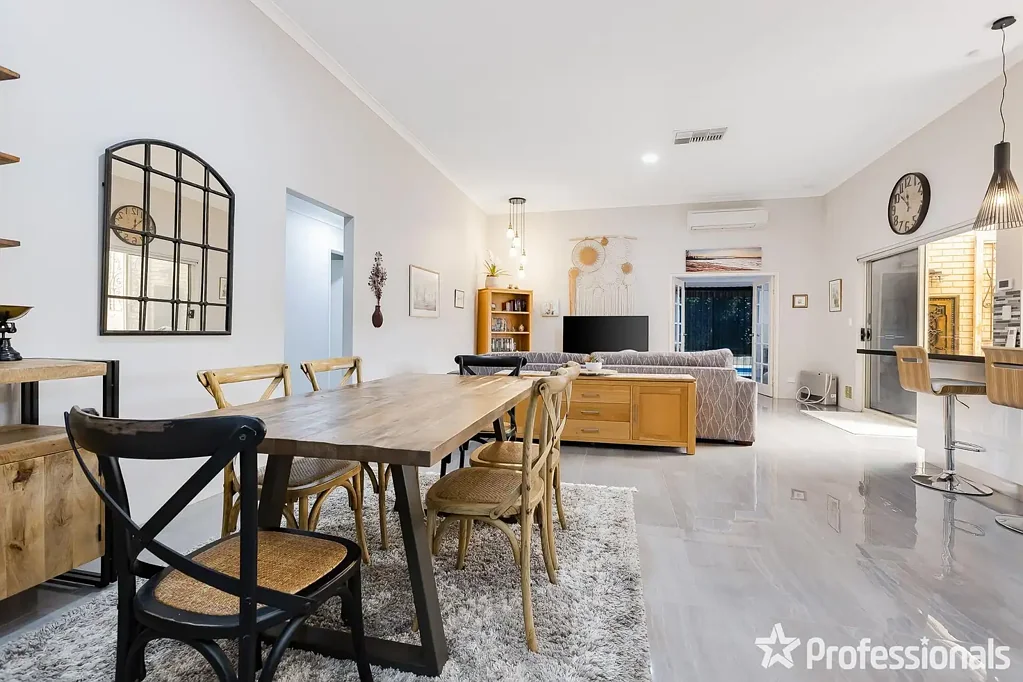71 Southacre Drive, Canning Vale, WA 6155