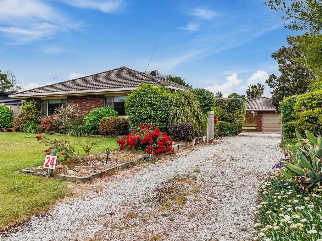 24 Howard Street, Barooga, NSW 3644