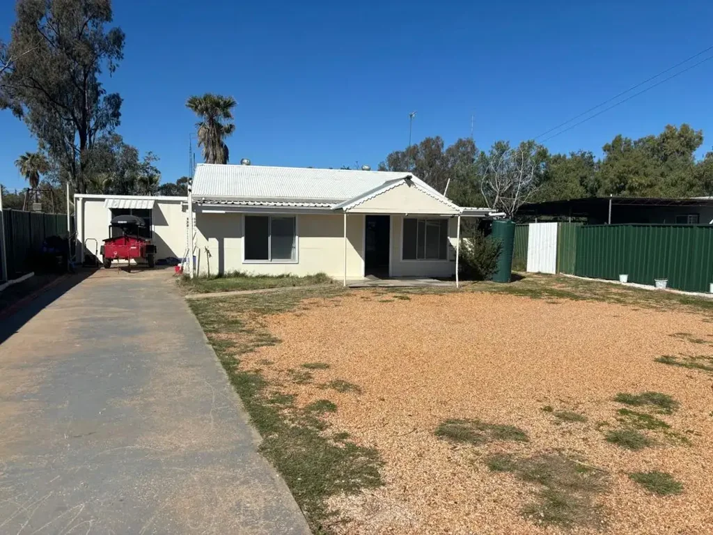 Lightning Ridge 4બેડરૂમ 10 Potch Street, Lightning Ridge