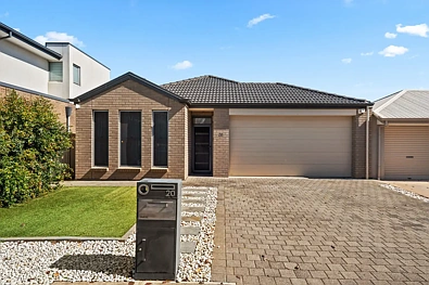 Findon 3房  Modern Family Flexibility Meets Findon Lifestyle Convenience.