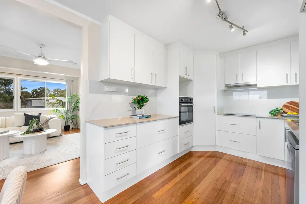 Bray Park 3 Slaapkamer Space to Grow with Dual-Living Potential