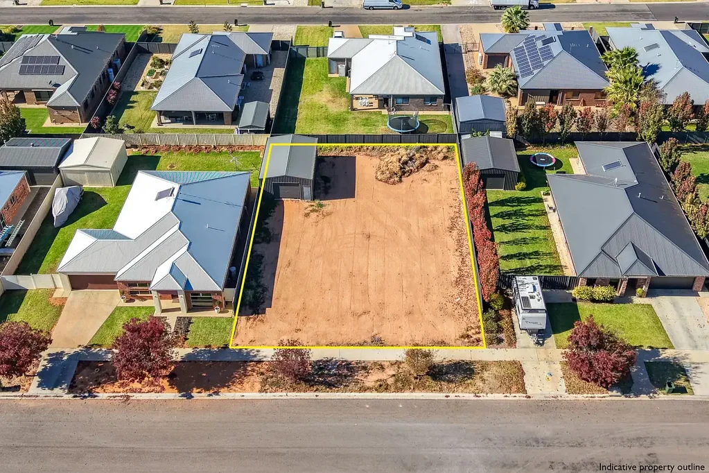 14 Livingstone Drive, Gol Gol, NSW 2738