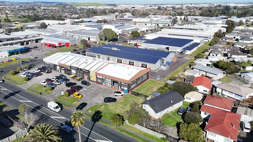 East Tamaki Prime High-Traffic Trade Retail Unit