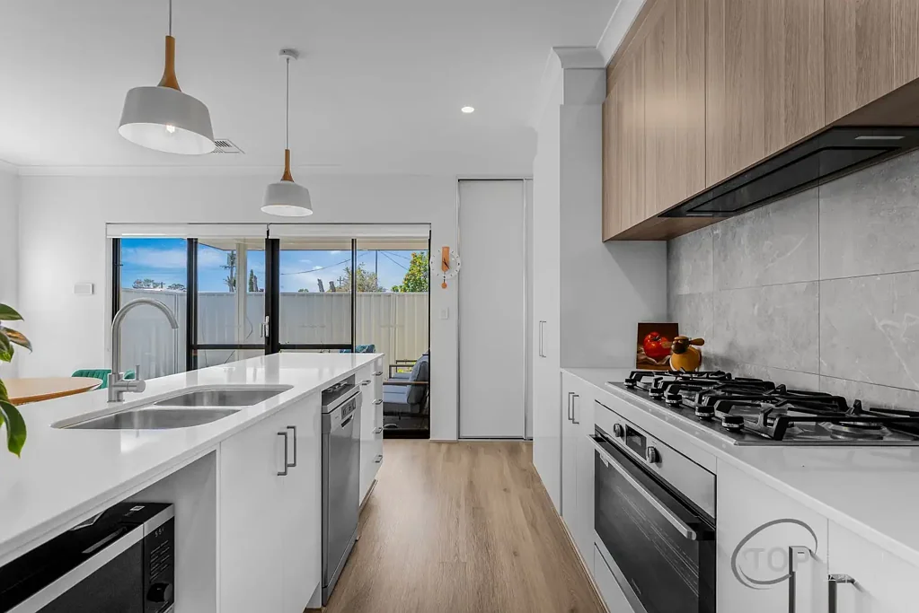 Parkwood 3房  MODERN & EFFORTLESS LIVING IN THE HEART OF PARKWOOD