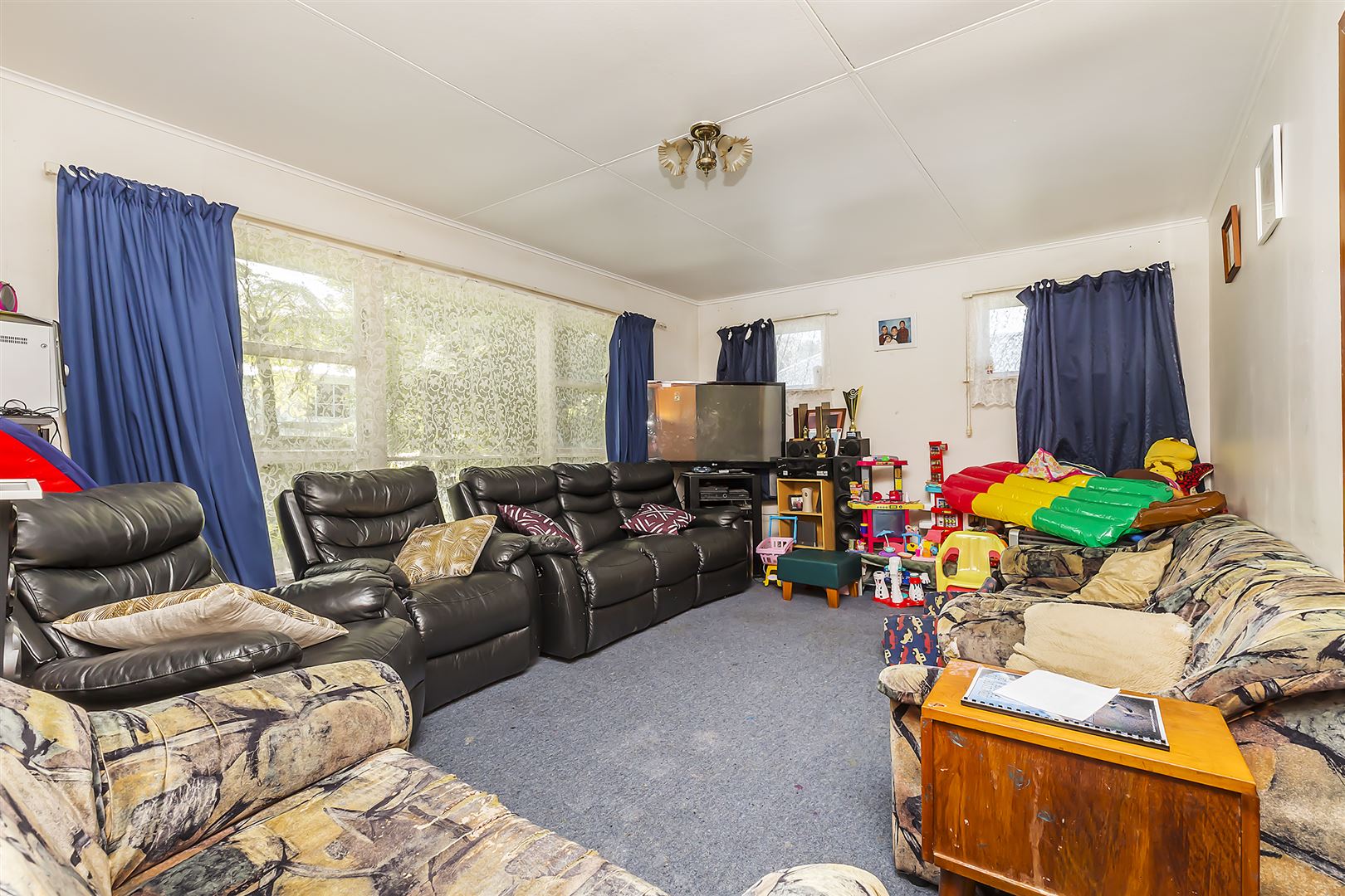 65 Waihora Crescent, Waitangirua, Porirua, 2 habitaciones, 1 baños