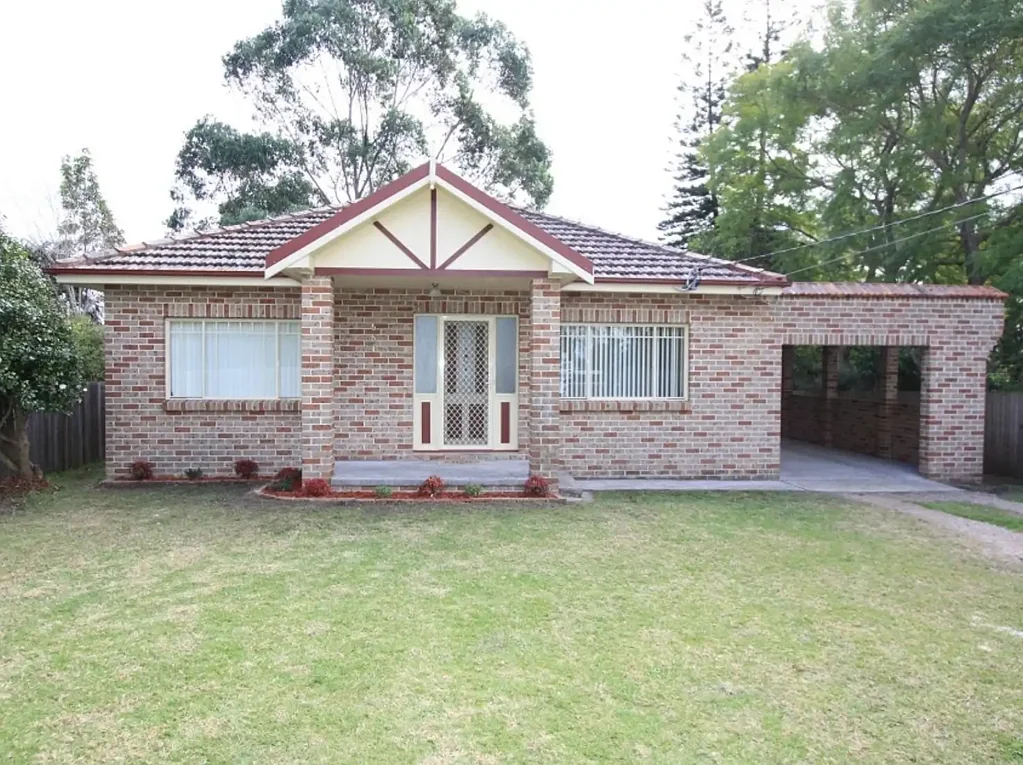 Mount Colah 3Moenga Family Home with lots of Potential on a Flat Block