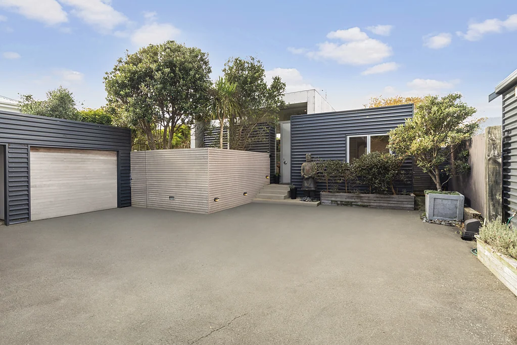 6A Farm Road, Northland, Wellington