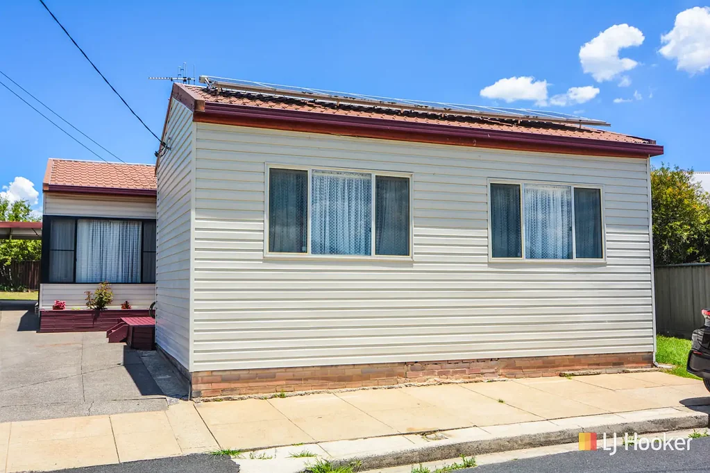 22 Inner Crescent, Lithgow, NSW 2790