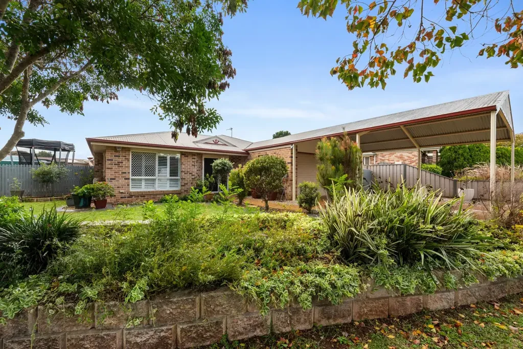 52 Gouldson Drive, Kearneys Spring, QLD 4350