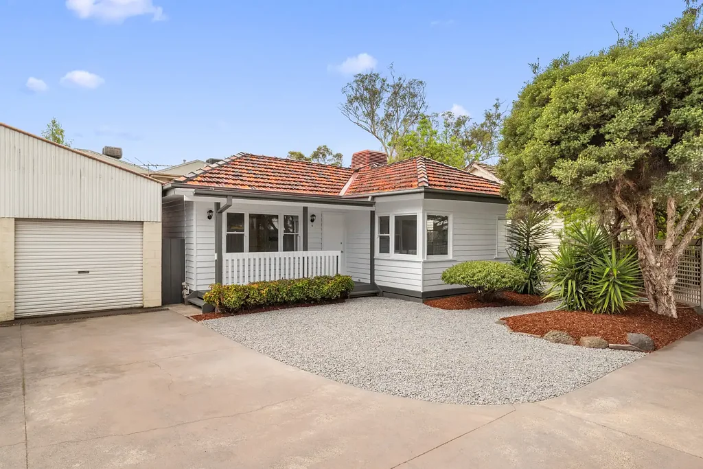 2/23 Lusher Road, Croydon, VIC 3136